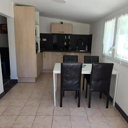 Appartement 4 - Le Razal *